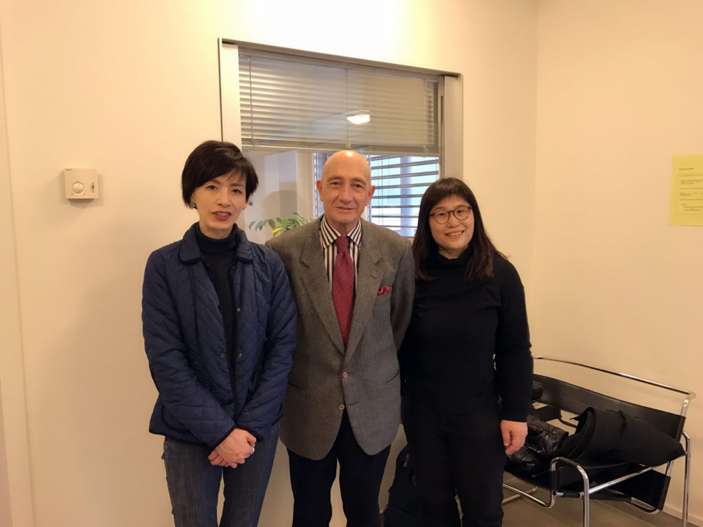 2018林肯Michelle&Jennifer參訪瑞士諾維爾住宿中學校長合影