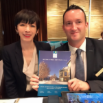 瑞士HIF住宿中學國際長合影